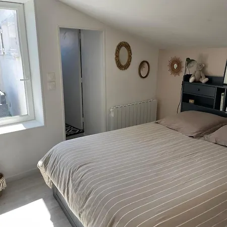 Maison De Bord De