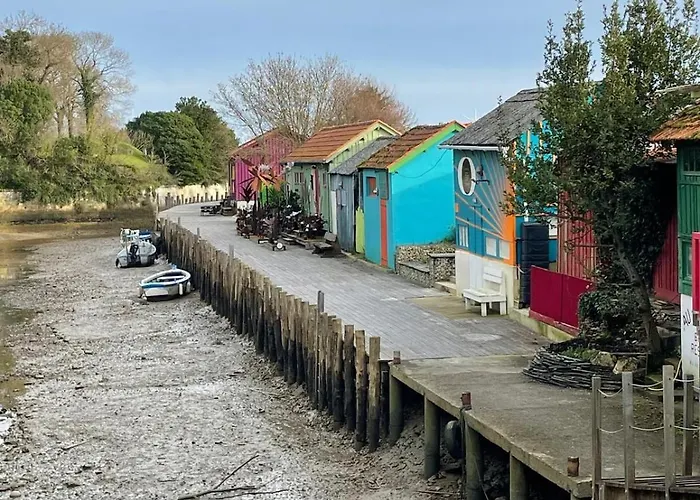 Maison De Bord De بيت للعطل
